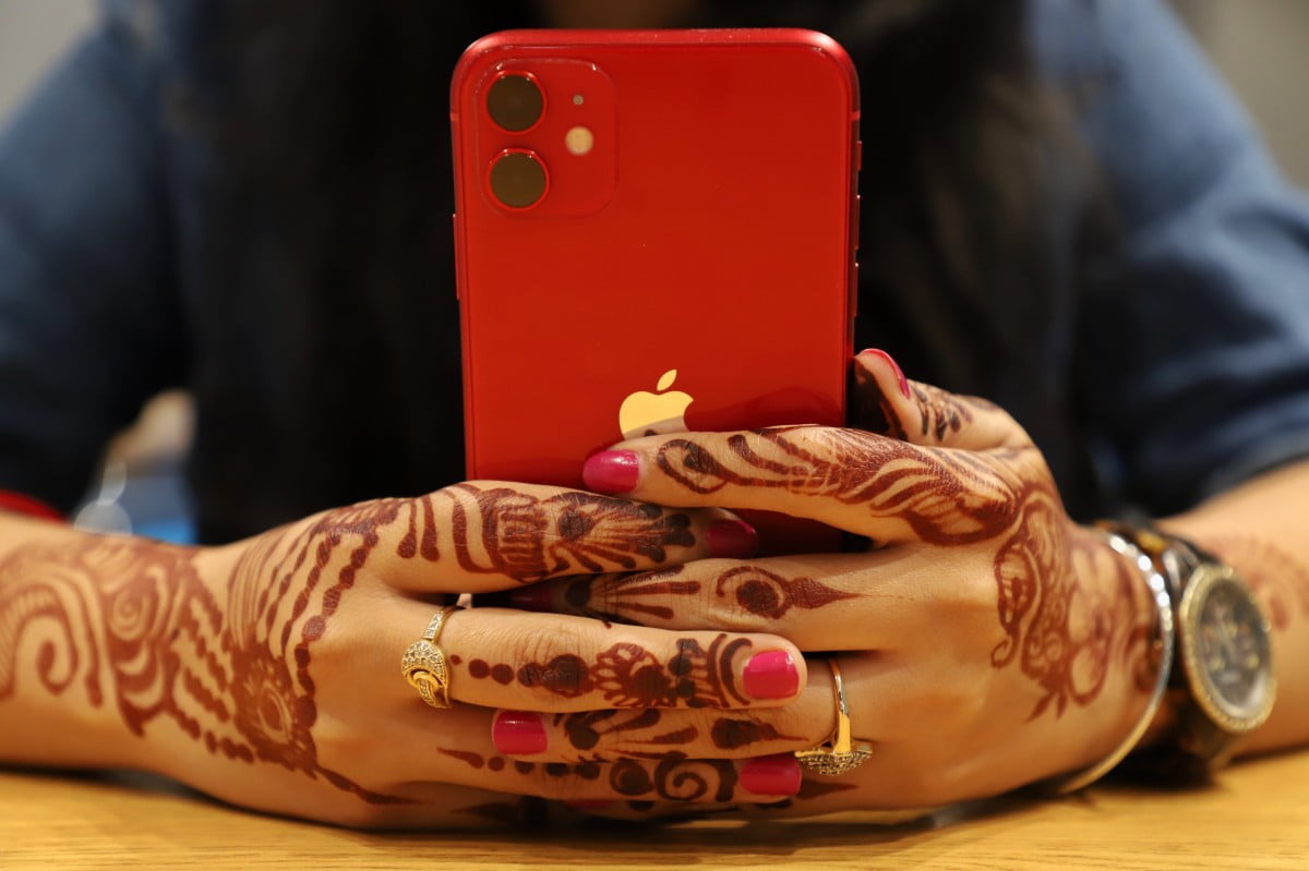 印度制造的 iPhone 出货量大涨162%。 - EVLIT