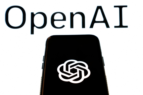 OpenAI API模型更新，涉及GPT-3.5和GPT-4.0，推出了新的生成文本功能，并降低了价格 - EVLIT